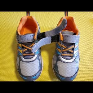 BLAZE LIGHT-UP SNEAKER